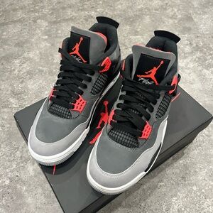 Jordan Retro 4 Infrared